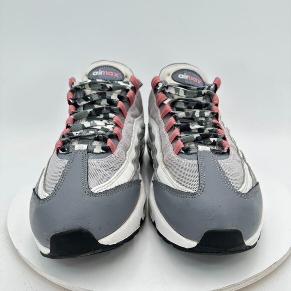 Nike Air Max 95 Men Size 11 DM0011-008 Vast Grey Red Stardust Training Shoes - Picture 2 of 11